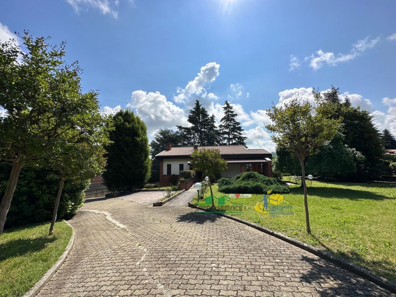 Vendita Multivani, Langhirano foto