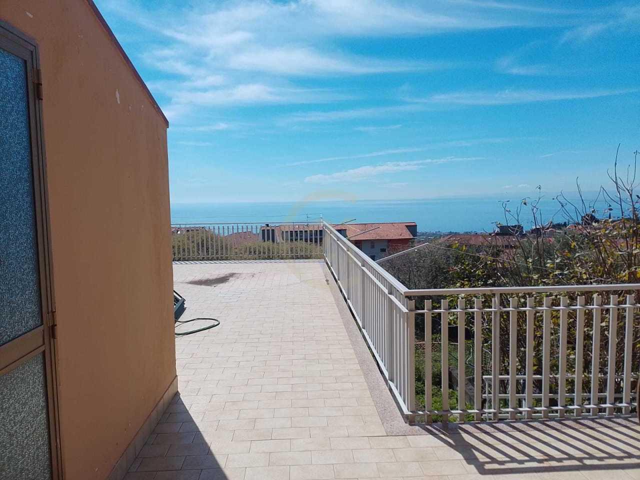 Vendita Trivani, Aci Castello foto