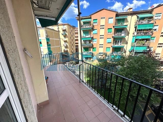 Vendita Quadrivani, La Spezia Vendita Quadrivani, La Spezia foto