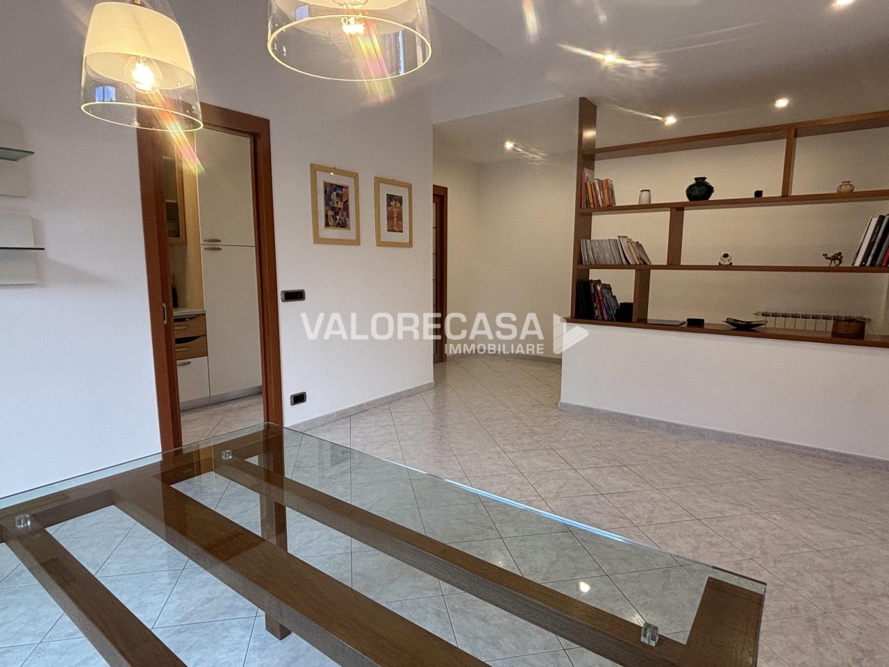 Vendita Quadrivani, Carrara foto