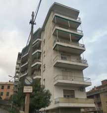 Vendita Esavani, Genova