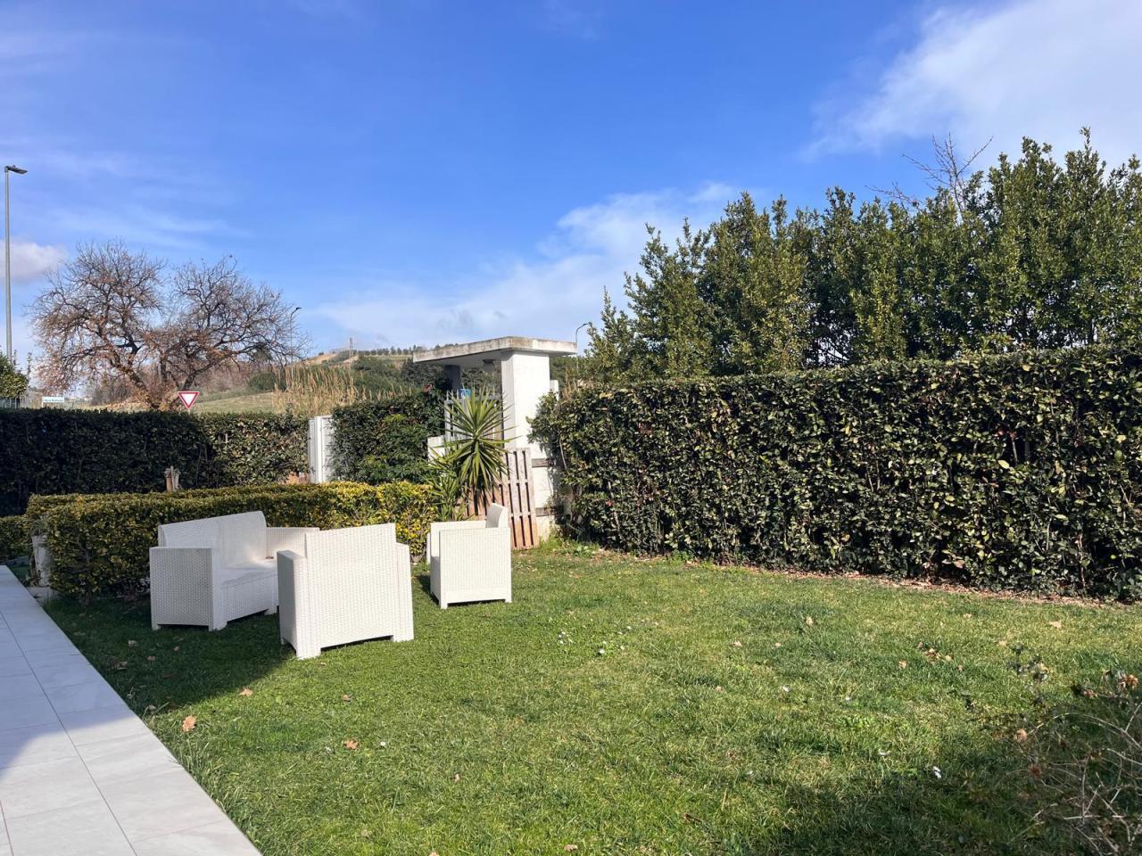 Vendita Multivani, Monteprandone foto