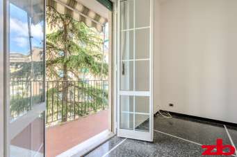 Vendita Esavani, Genova Vendita Esavani, Genova