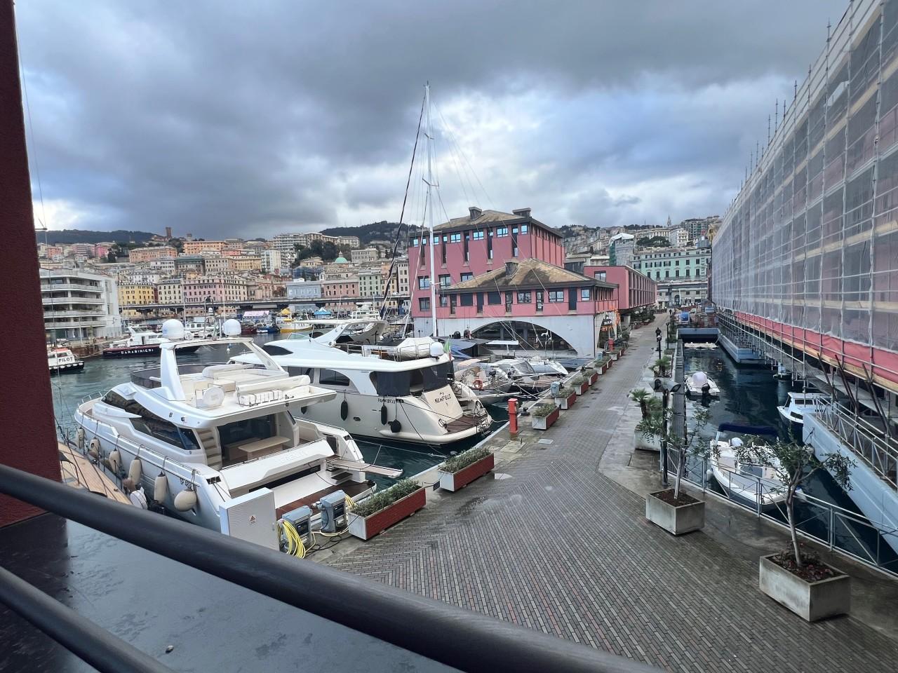 Affitto Quadrivani, Genova foto