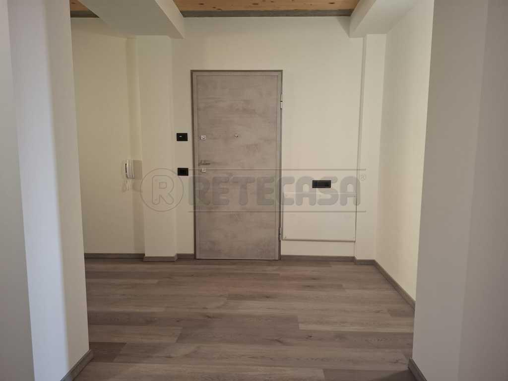 Rent Two rooms, Bondeno foto