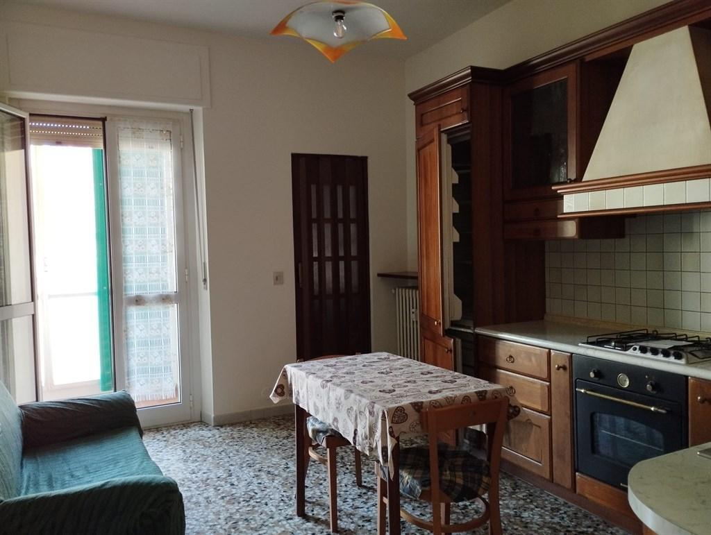 Affitto Appartamento, Asti foto