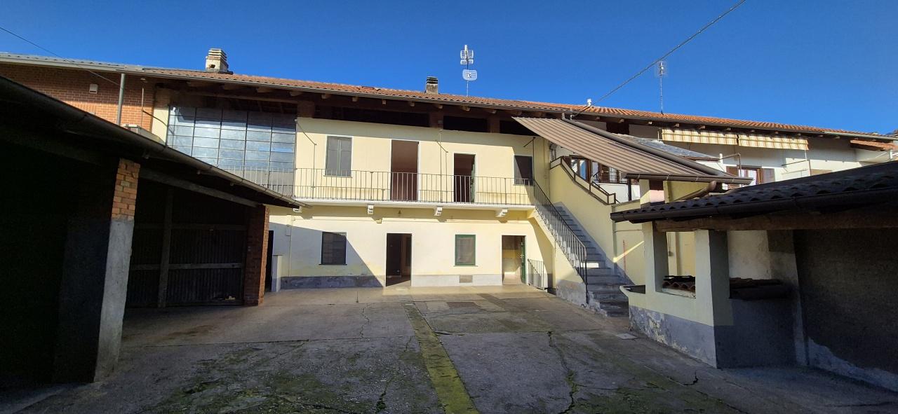 Vendita Esavani, Foglizzo foto