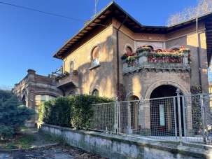 Affitto Multivani, Reggio nell'Emilia Affitto Multivani, Reggio nell'Emilia