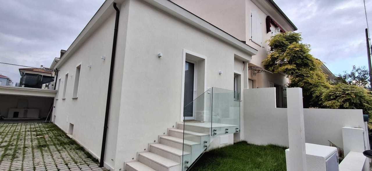 Vendita Trivani, Rimini foto