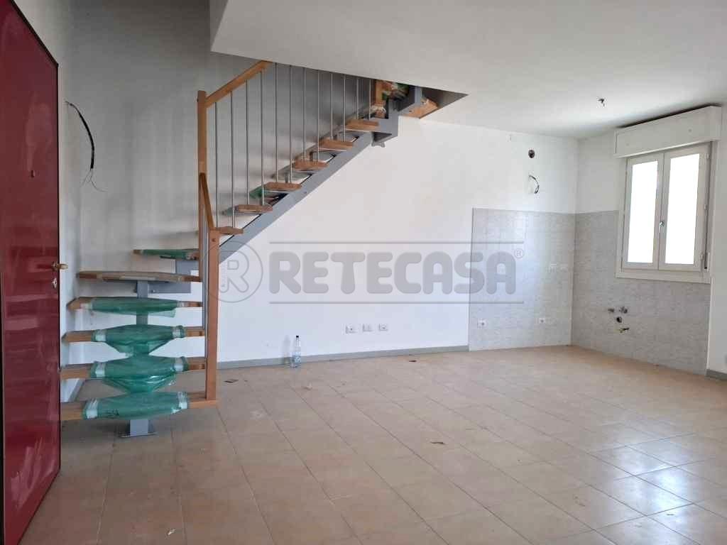 Vendita Trivani, Bondeno foto