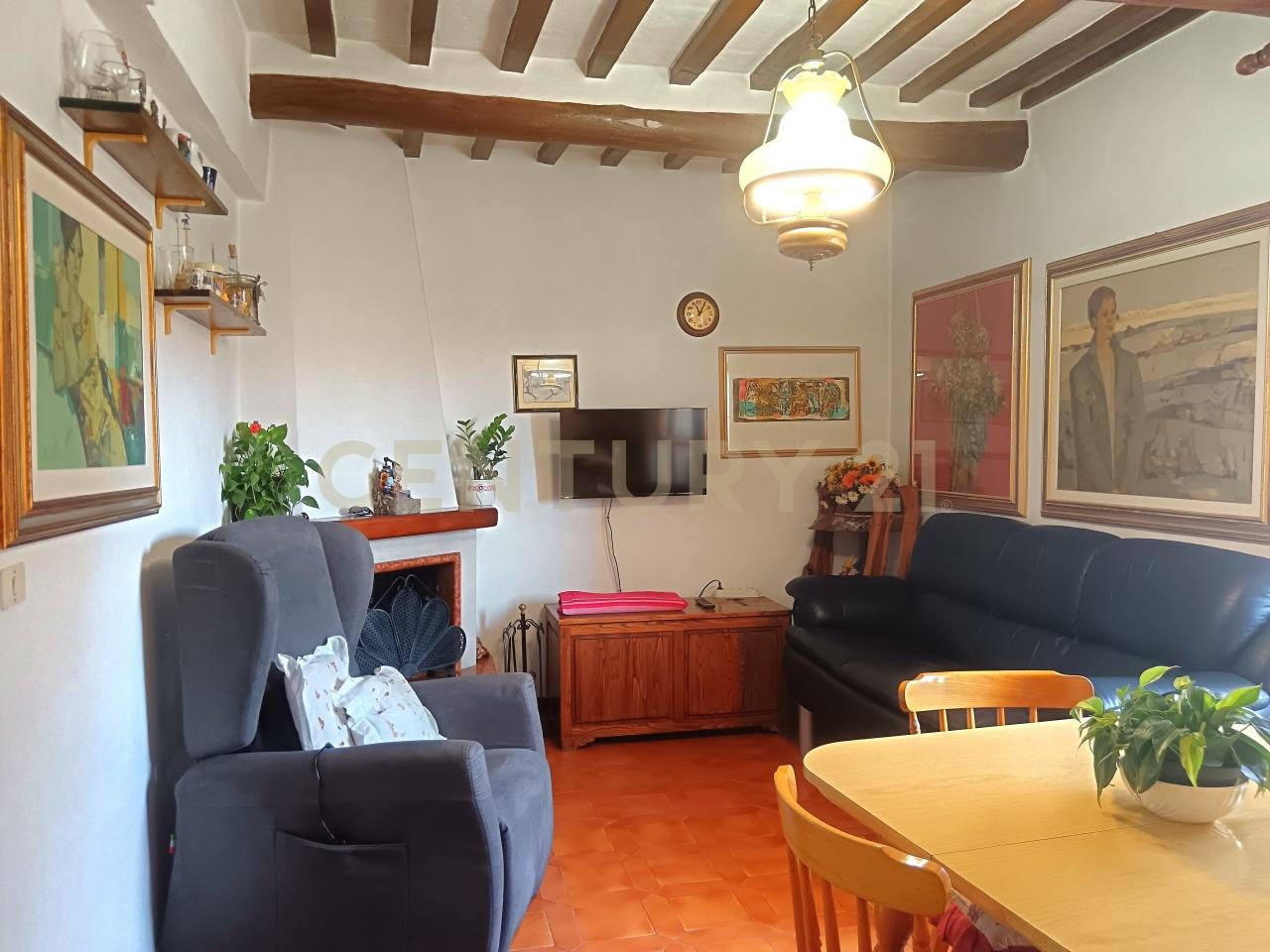 Vendita Multivani, Abbadia San Salvatore foto