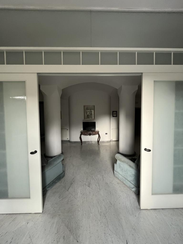 Vendita Esavani, Carrara foto