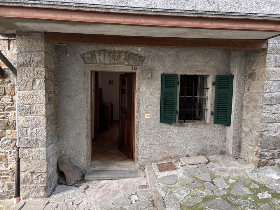 Vendita Pentavani, Pontremoli foto