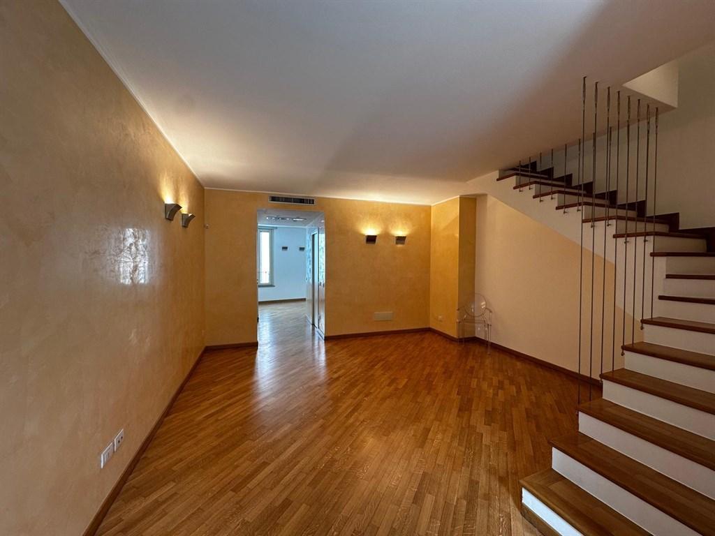 Affitto Appartamento, Milano foto