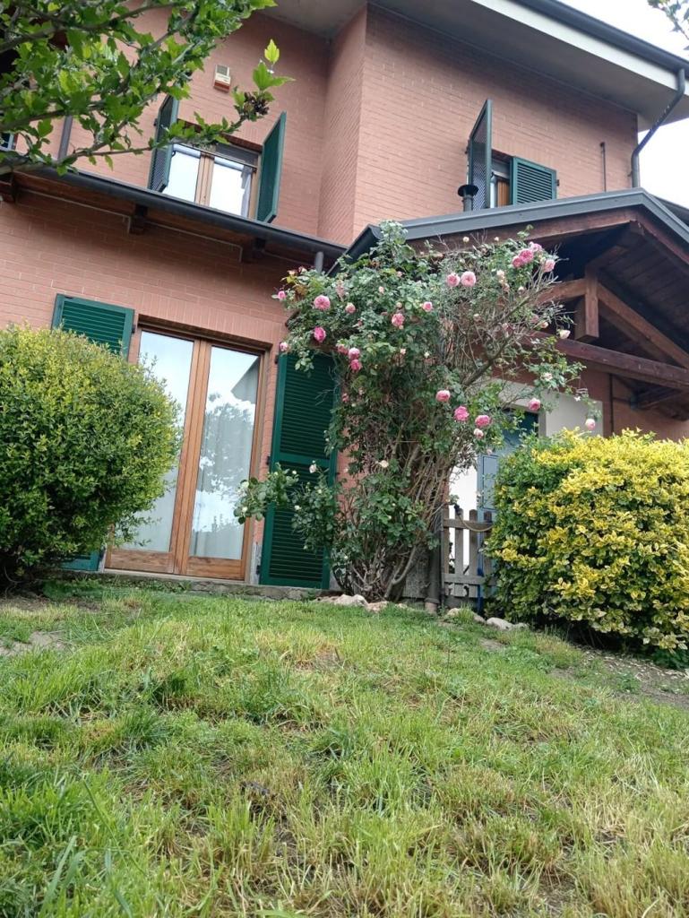 Vendita Villa a schiera, Asti foto