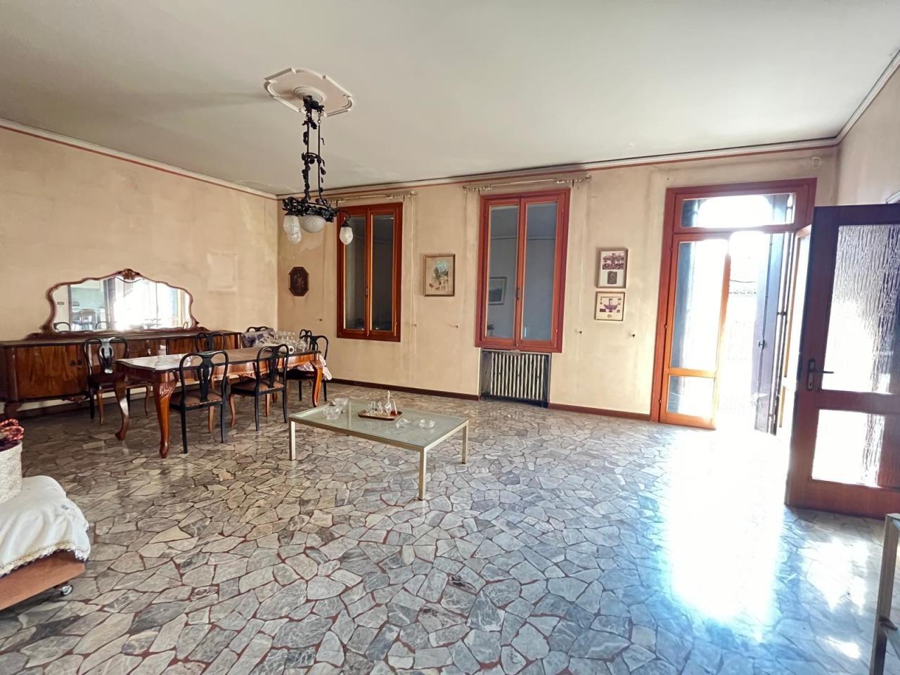 Vendita Eptavani, Montebello Vicentino foto