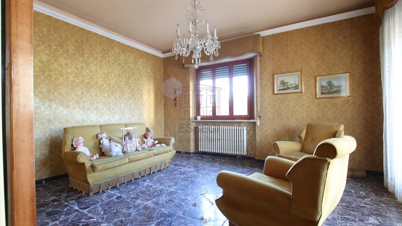 Vendita Multivani, Lucca foto