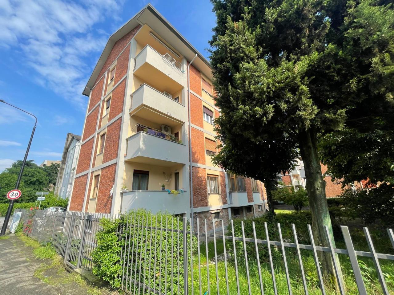 Vendita Trivani, Cinisello Balsamo foto