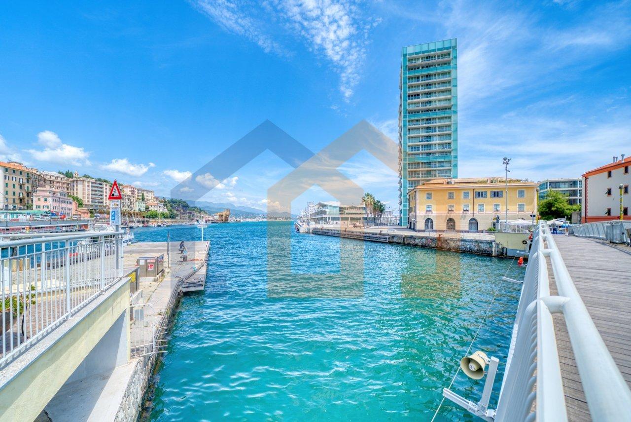 Vendita Pentavani, Savona foto