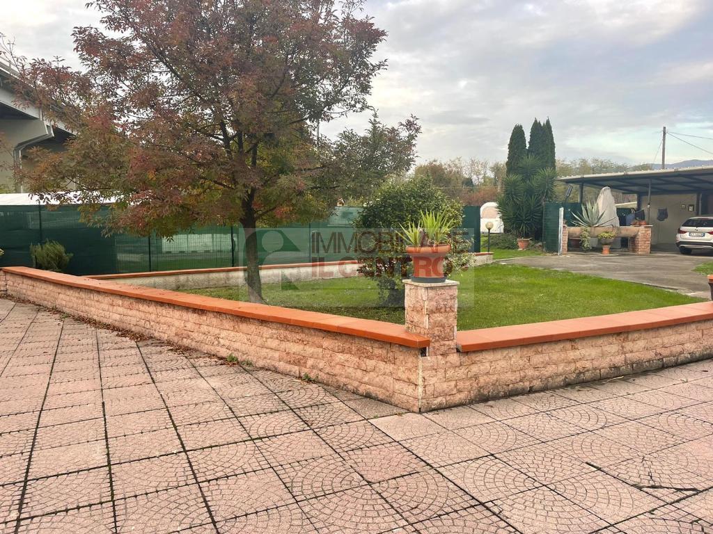 Vendita Villa trifamiliare, Sarzana foto