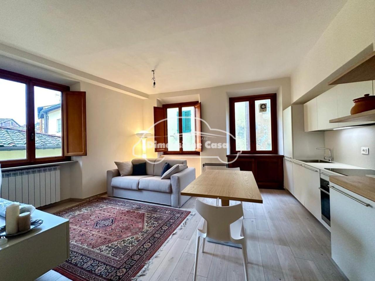 Vendita Appartamento, Lucca foto
