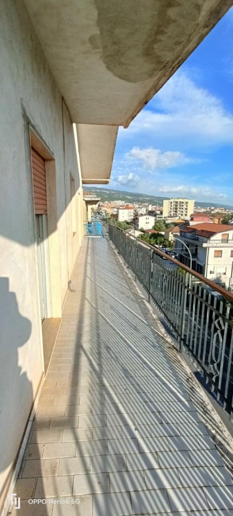 Vendita Pentavani, Lamezia Terme foto