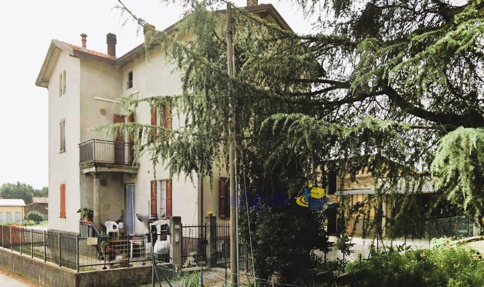 Vendita Multivani, Traversetolo foto