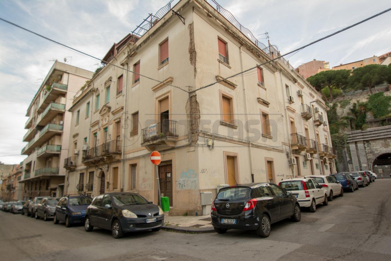 Vendita Bivani, Messina foto