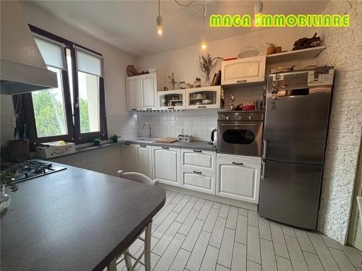 Vendita IN PICCOLO CONDOMINIO, Signa foto