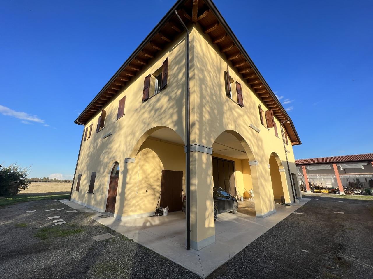 Vendita Multivani, Crevalcore foto