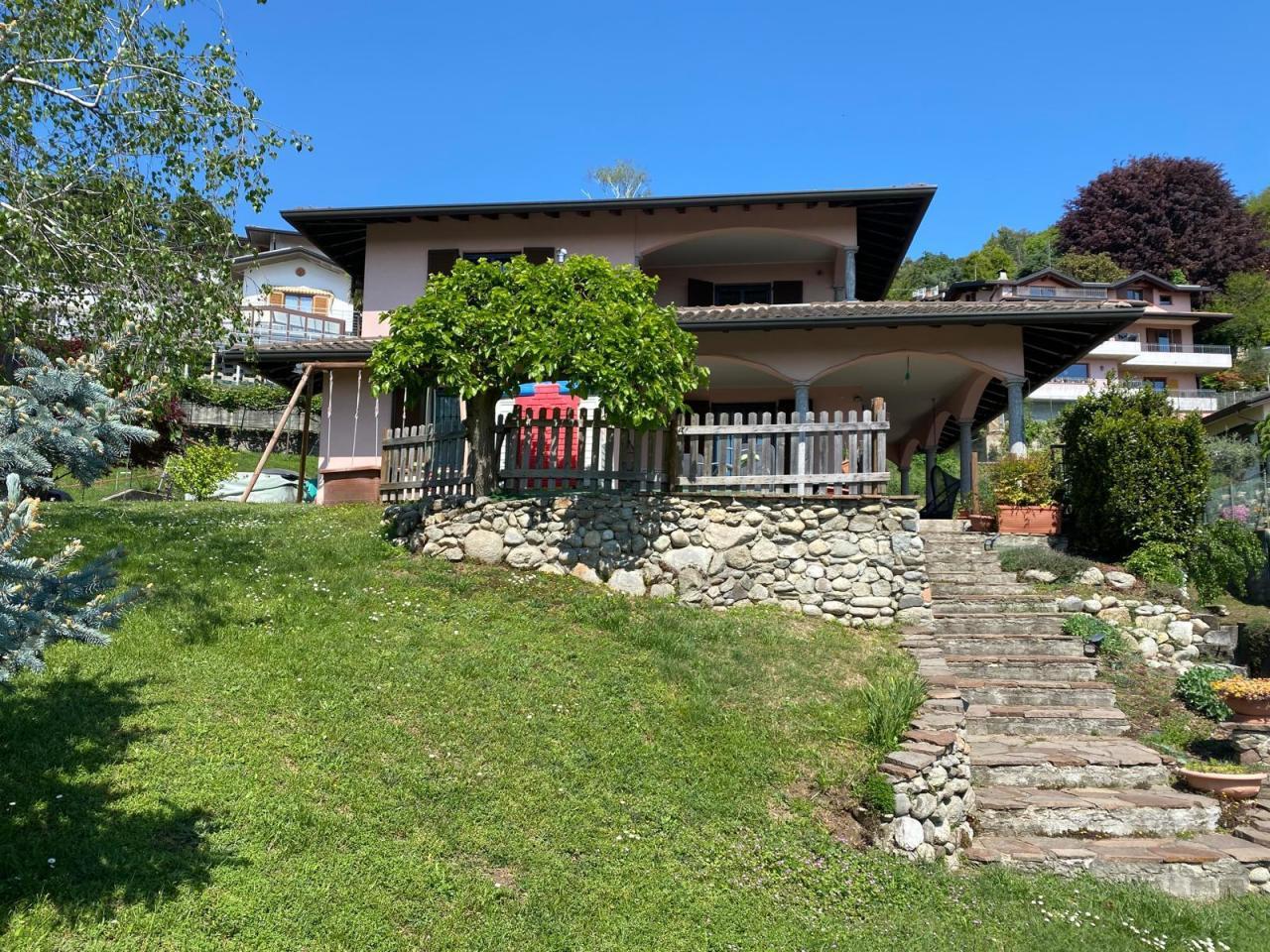 Vendita Ville, San Fermo della Battaglia foto
