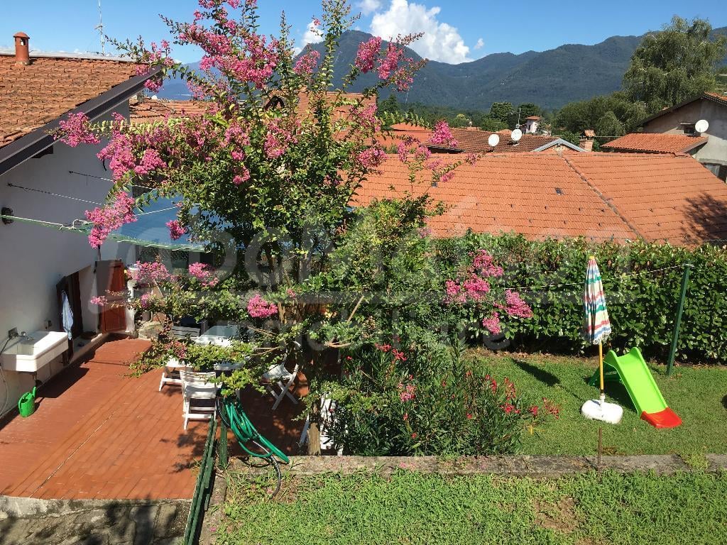Vendita Casa Semindipendente, Cocquio-Trevisago foto