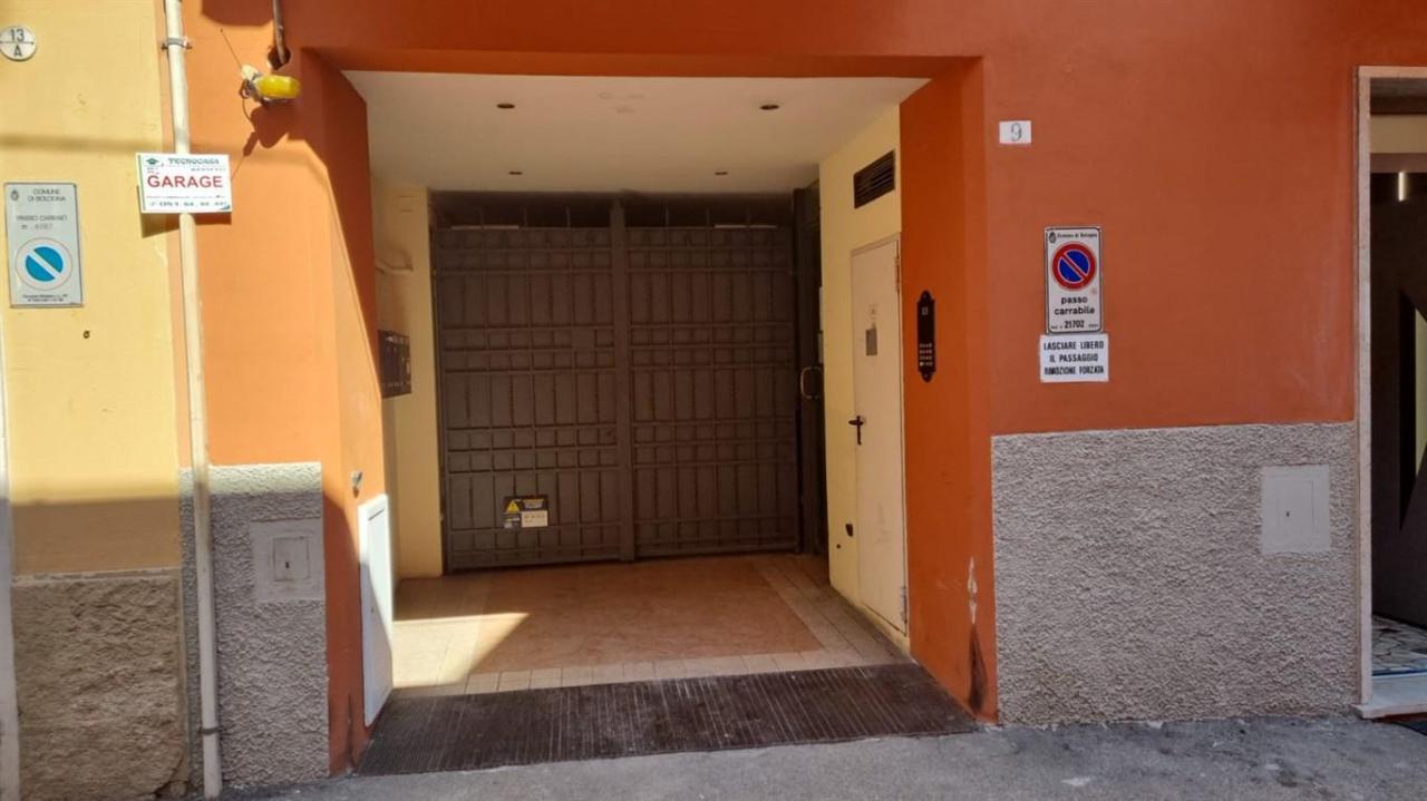 Vendita Box, Bologna foto