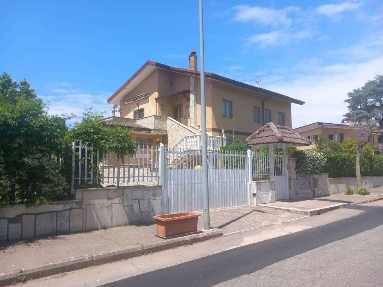 Vendita Pentavani, Tivoli foto