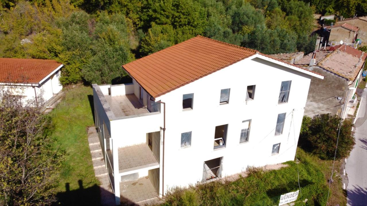 Vendita Stabile/Palazzo, Manciano foto