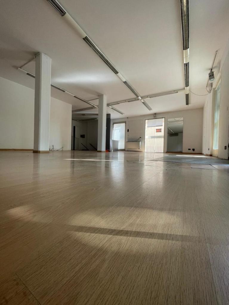 Rent Two rooms, Camaiore foto