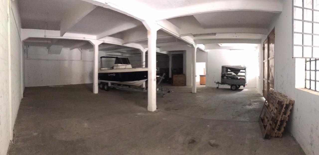 Affitto Multivani, Genova foto
