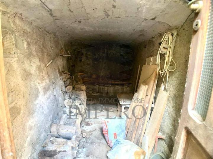 Vendita Monovano, Dolceacqua Vendita Monovano, Dolceacqua foto