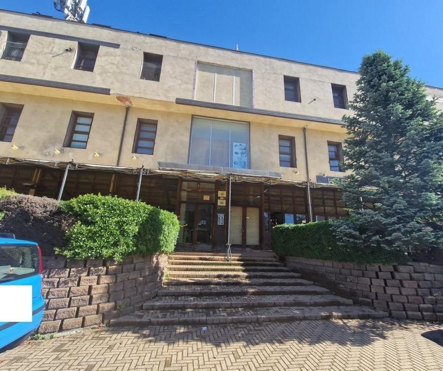 Vendita Pentavani, Rosta foto