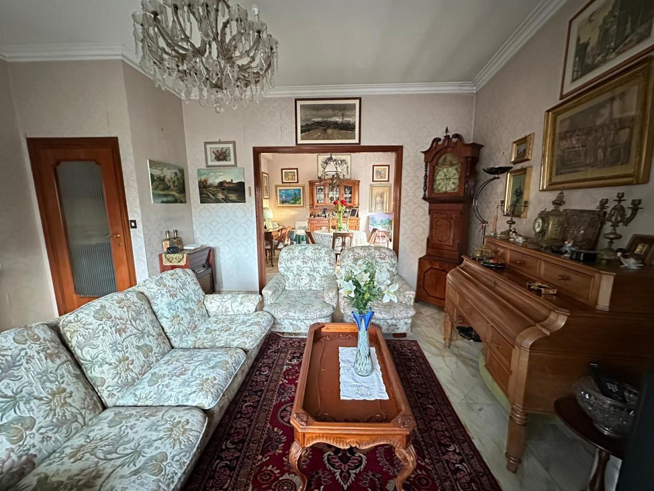 Vendita Eptavani, Roma foto