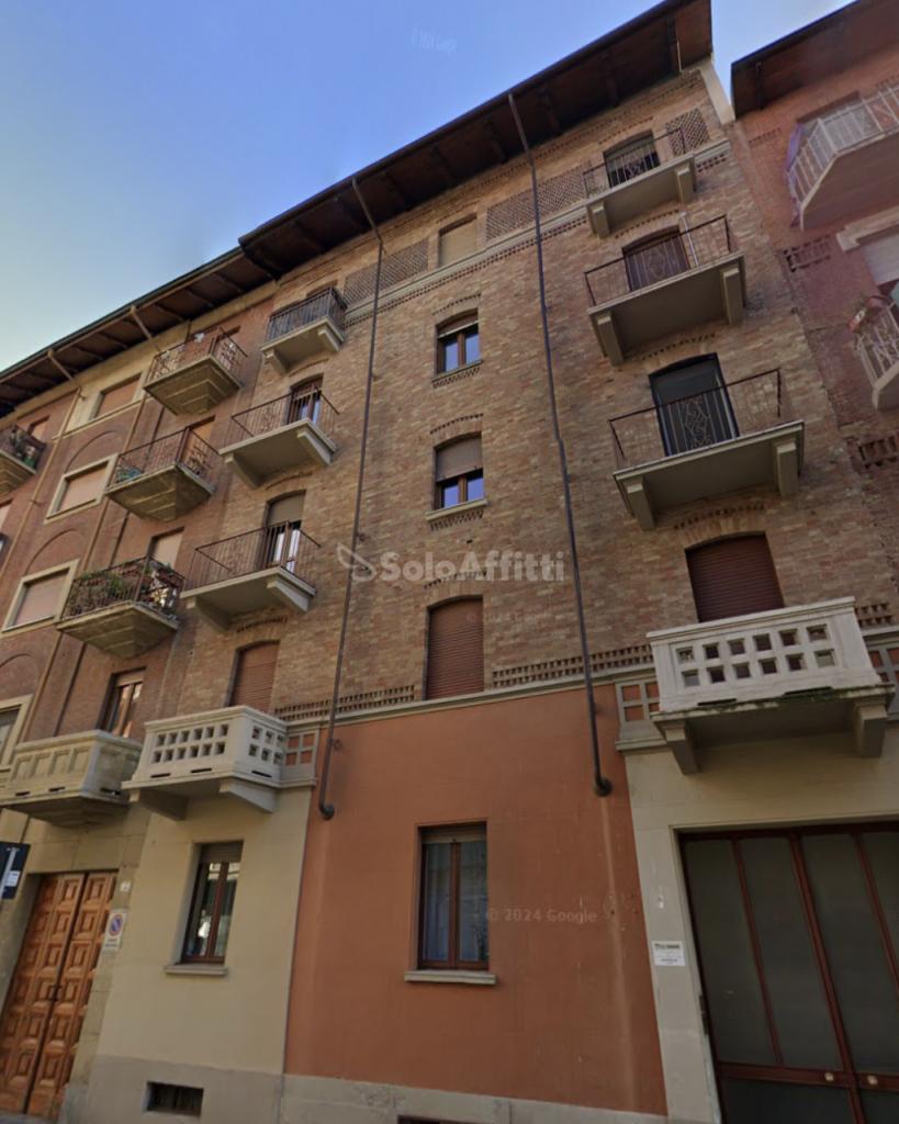 Rent Trivani, Torino foto