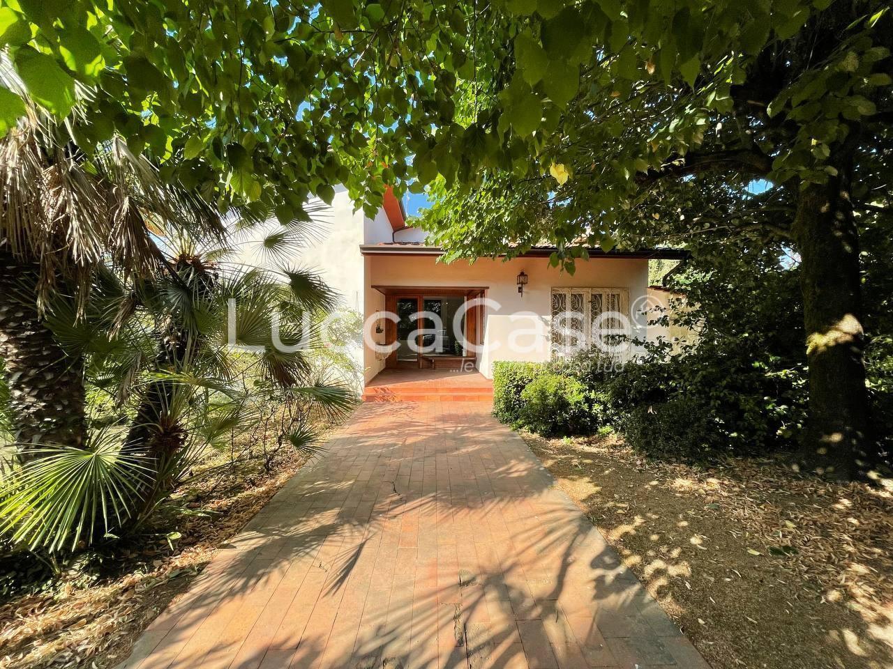 Vendita Villa, Lucca foto