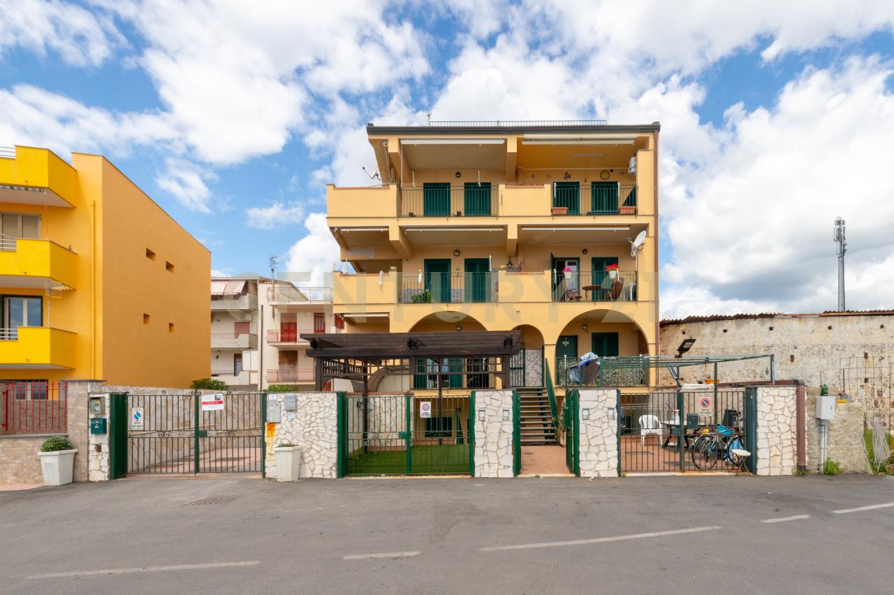 Vendita Quadrivani, Sant'Alessio Siculo foto