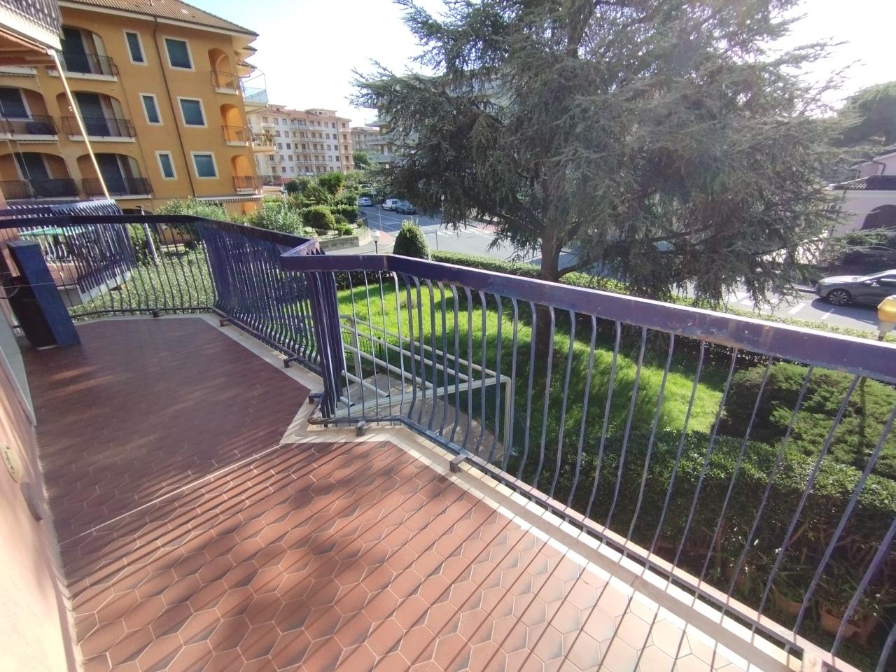 Vendita Monovano, Andora foto