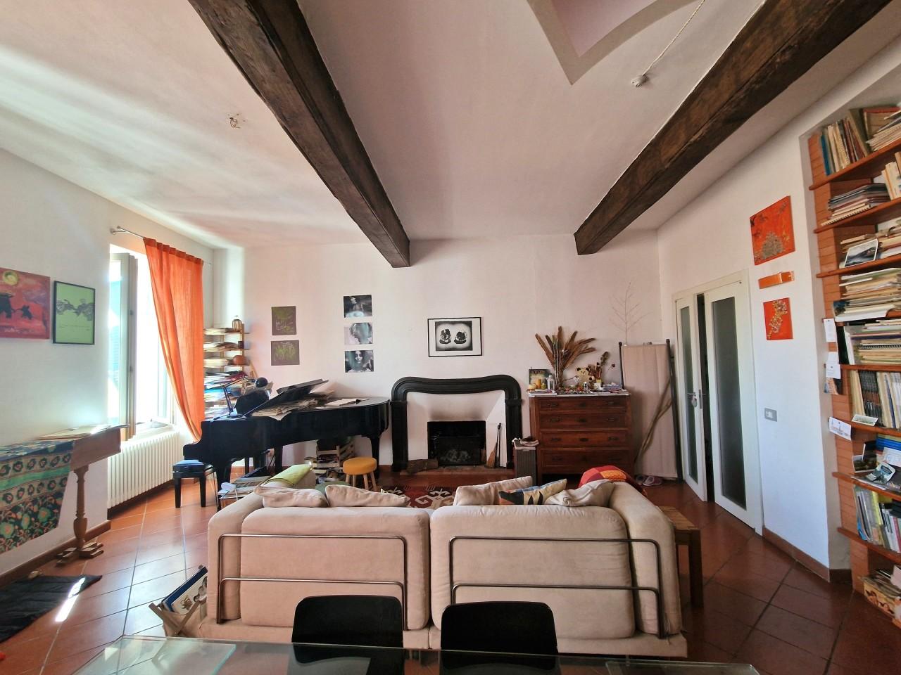Vendita Quadrivani, Sarzana foto