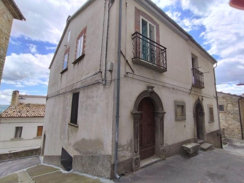 Vendita Pentavani, Montazzoli foto