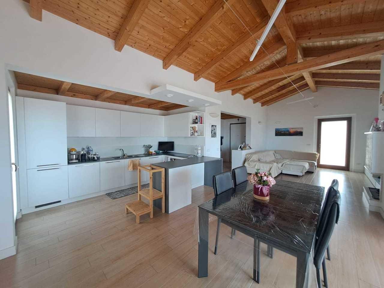 casa indipendente in vendita ad Amelia