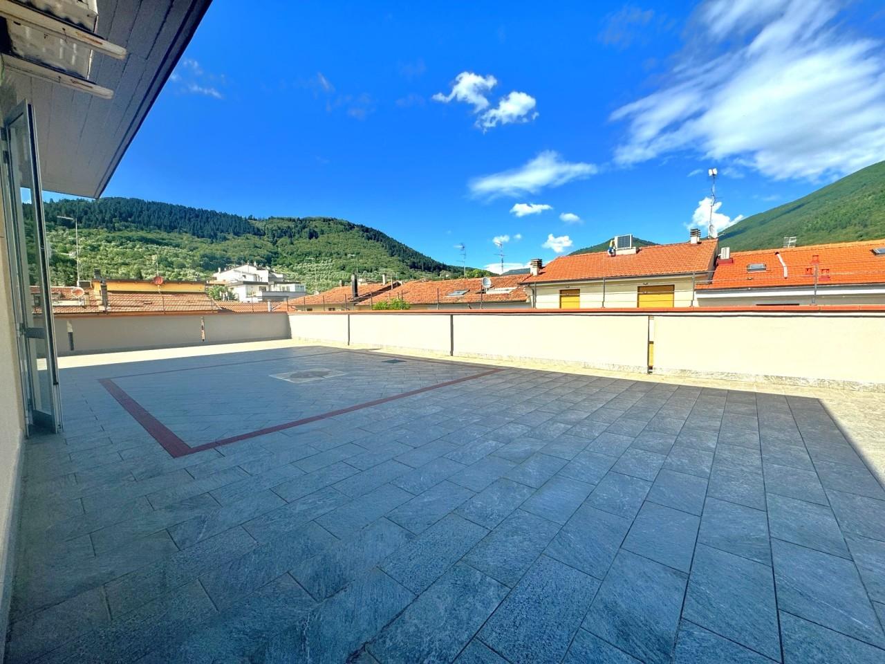 Vendita Pentavani, Prato foto