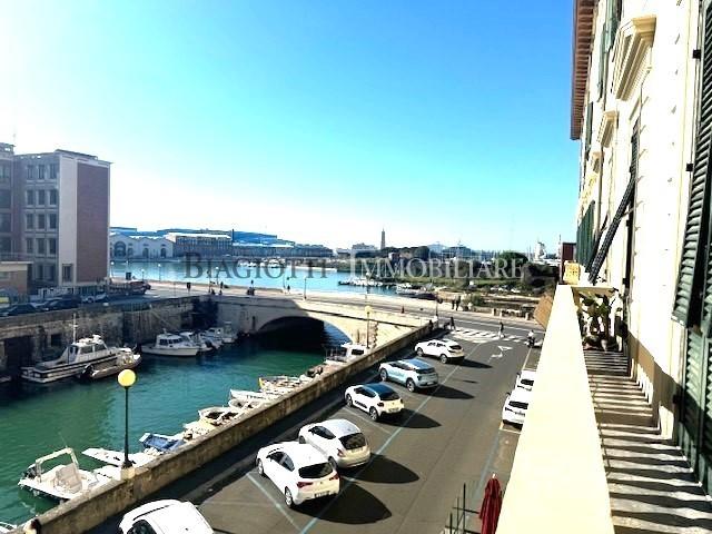 Vendita Eptavani, Livorno foto