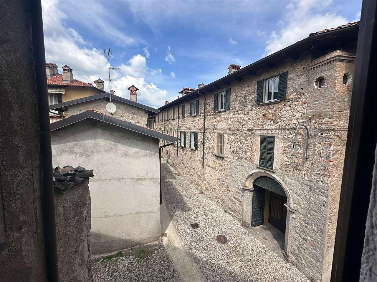 Vendita vendita, Erba foto